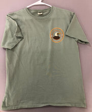 Load image into Gallery viewer, T-Shirt Dyed Ringspun National Eagle Center - Agave Green
