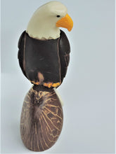 Load image into Gallery viewer, Statue - Tagua Nut Eagle Carving
